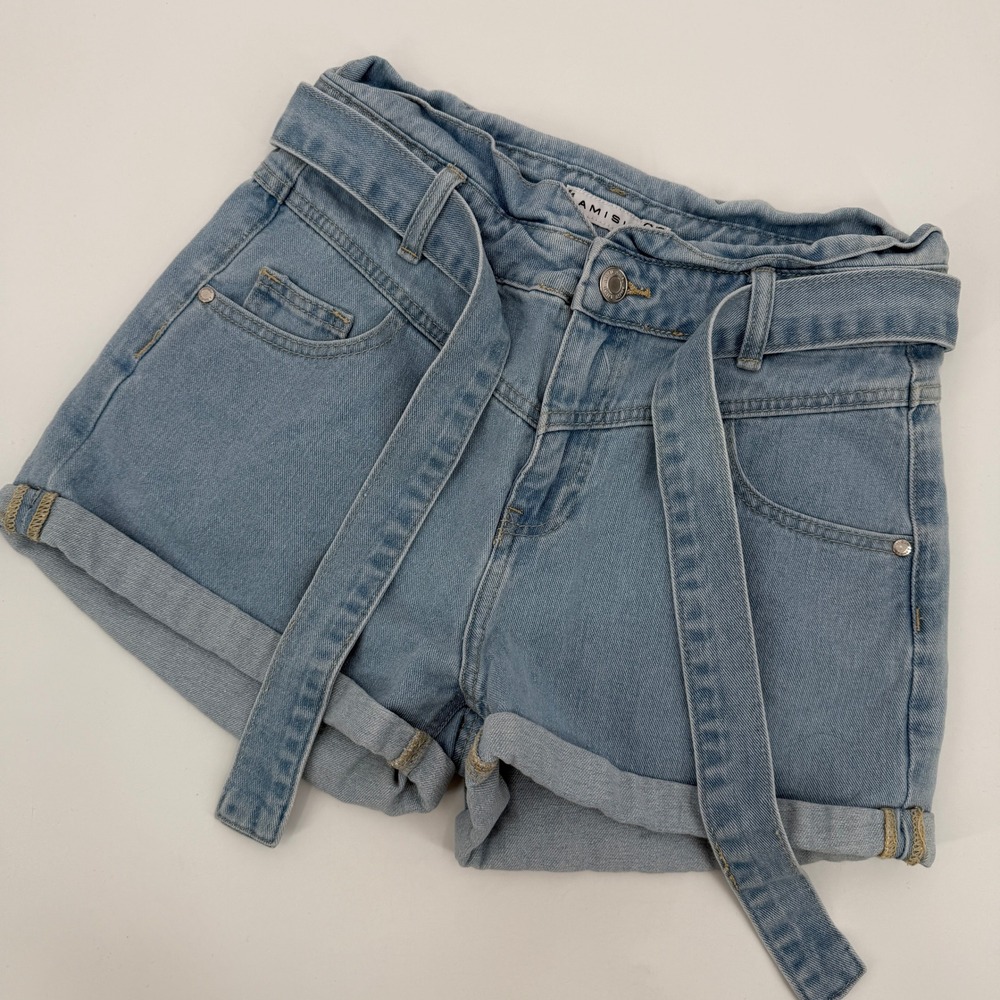 Amisu Light Wash High Waisted Paperbag Denim Shorts Belt Size US 8 Summer Beach